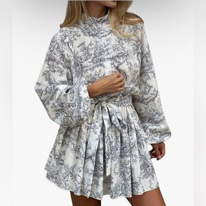 Commense Gray and White Patterned Dress